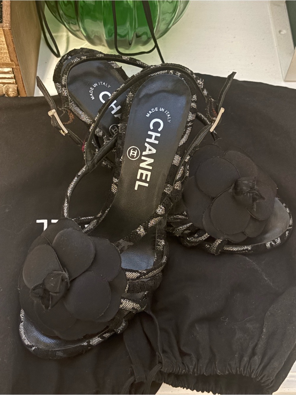 Authentic CHANEL kitten heels